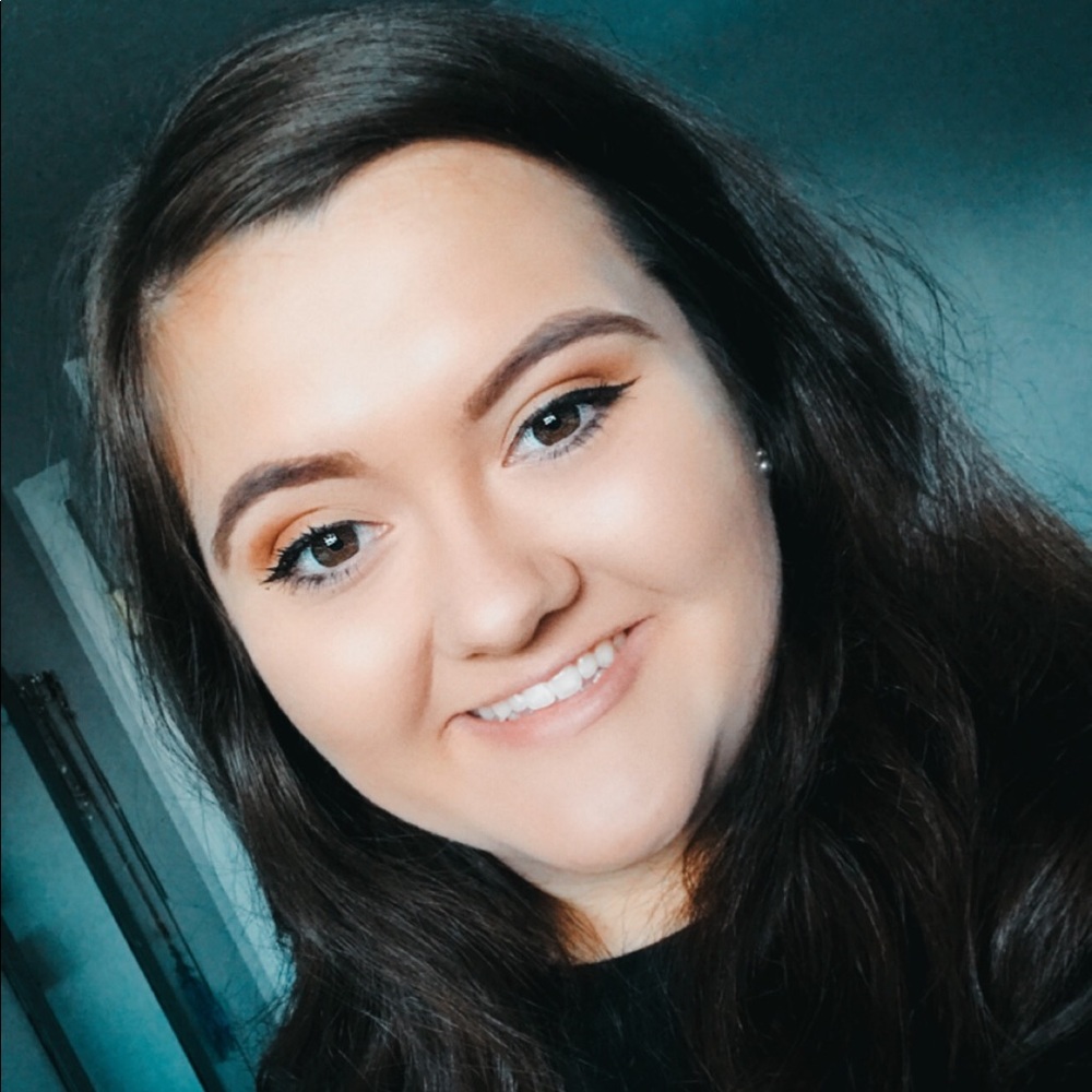 Meet your Posher, Natasha